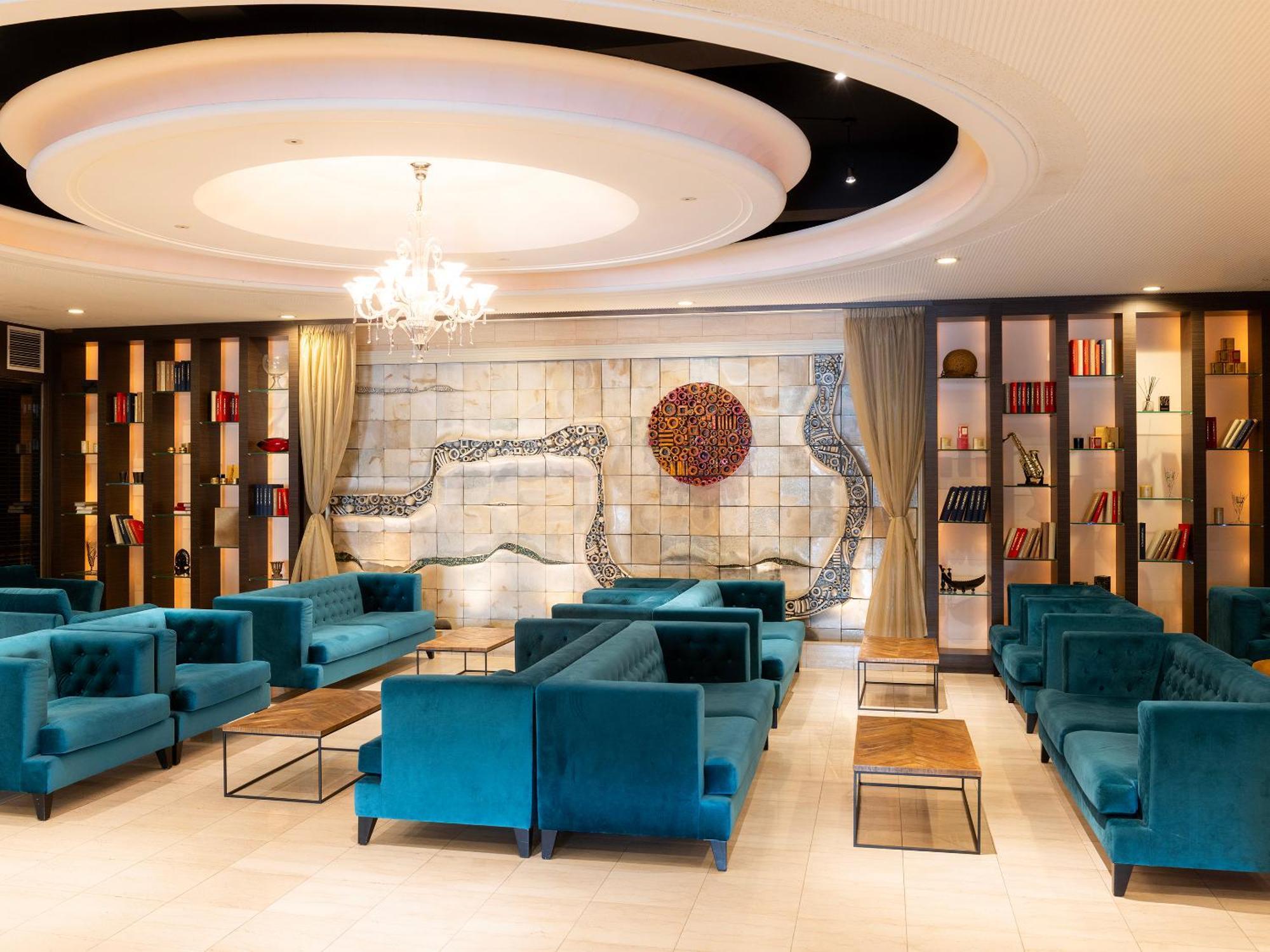 Miyakonojo Green Hotel מראה חיצוני תמונה