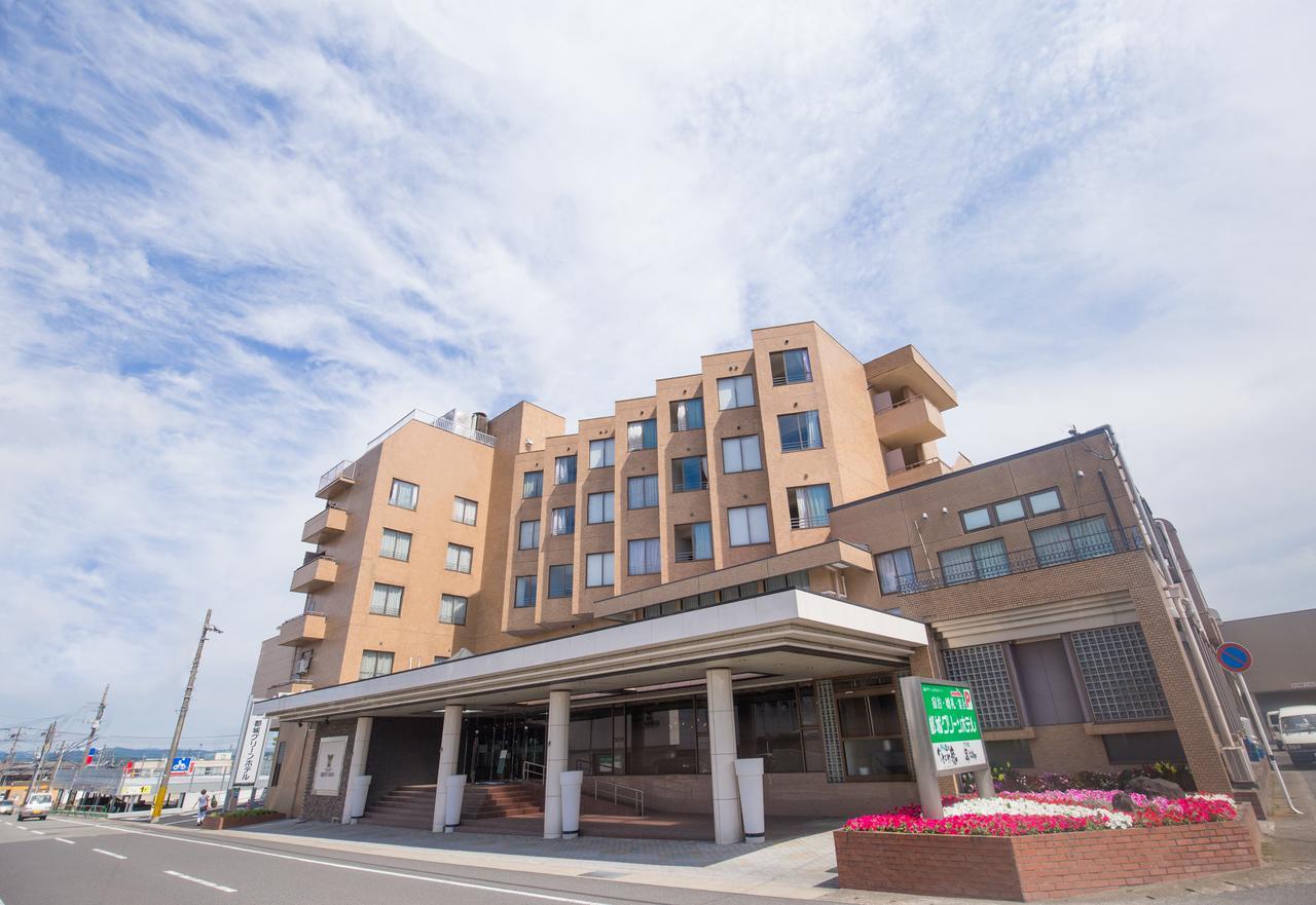 Miyakonojo Green Hotel מראה חיצוני תמונה